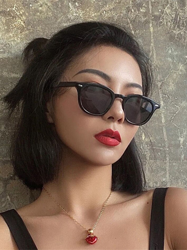New Small Round Sunglasses for - Vintage Fashion Images avaliação e preço