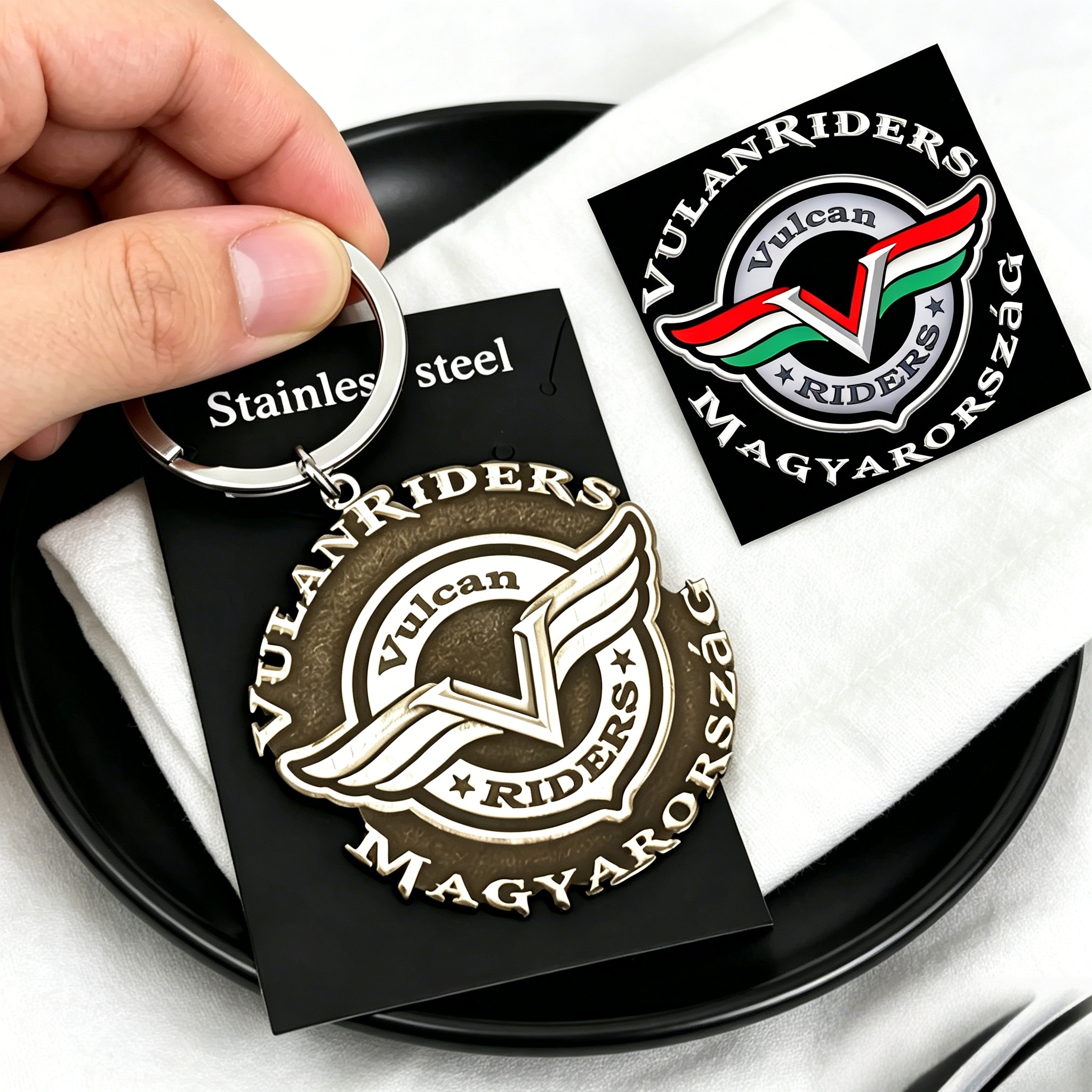 Custom Logo Keychain Vintage P - Vintage Fashion Photos avaliação e preço