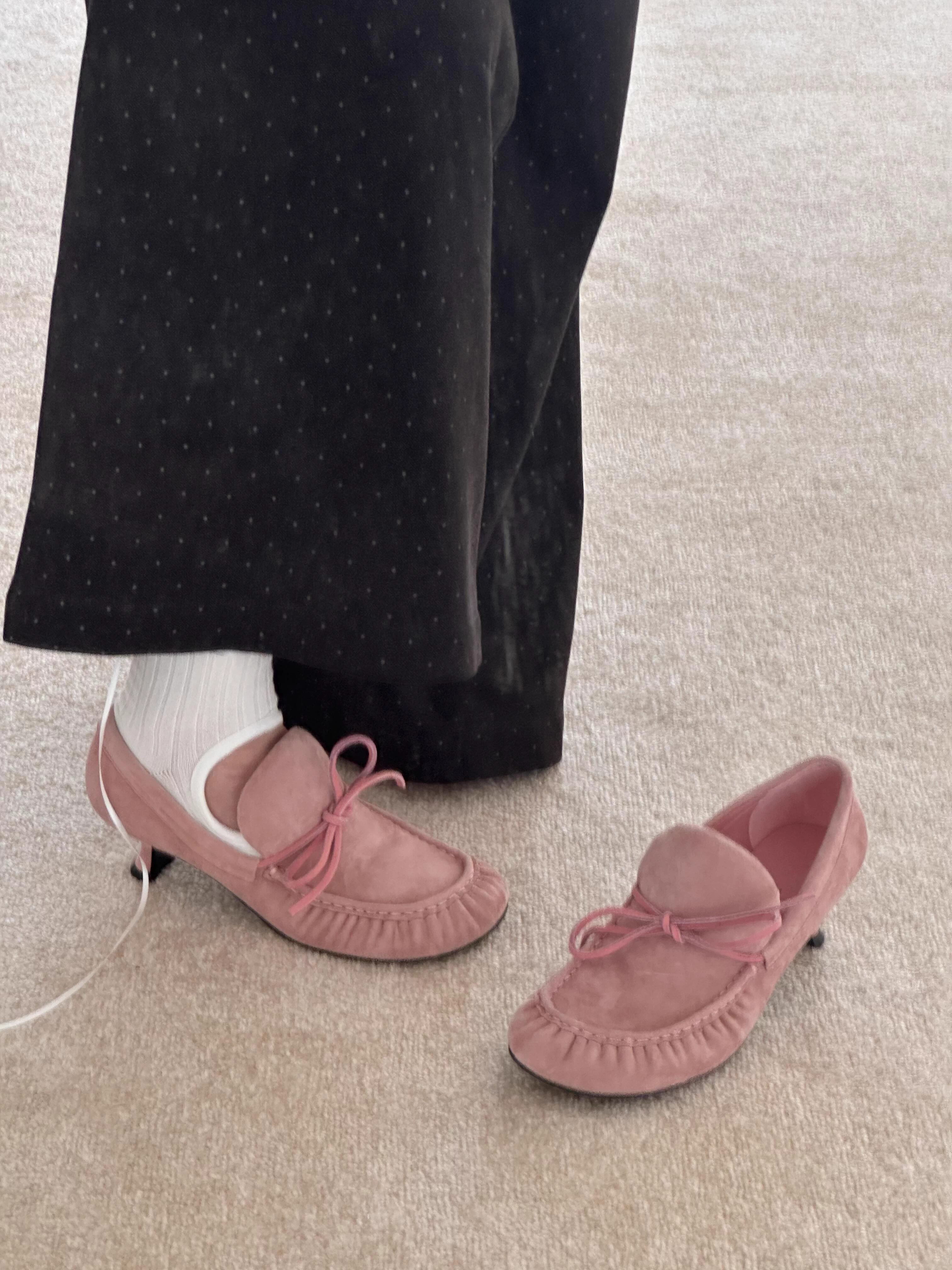 Women's Suede Kitten Heel Loaf - Vintage Slip Dress avaliação e preço