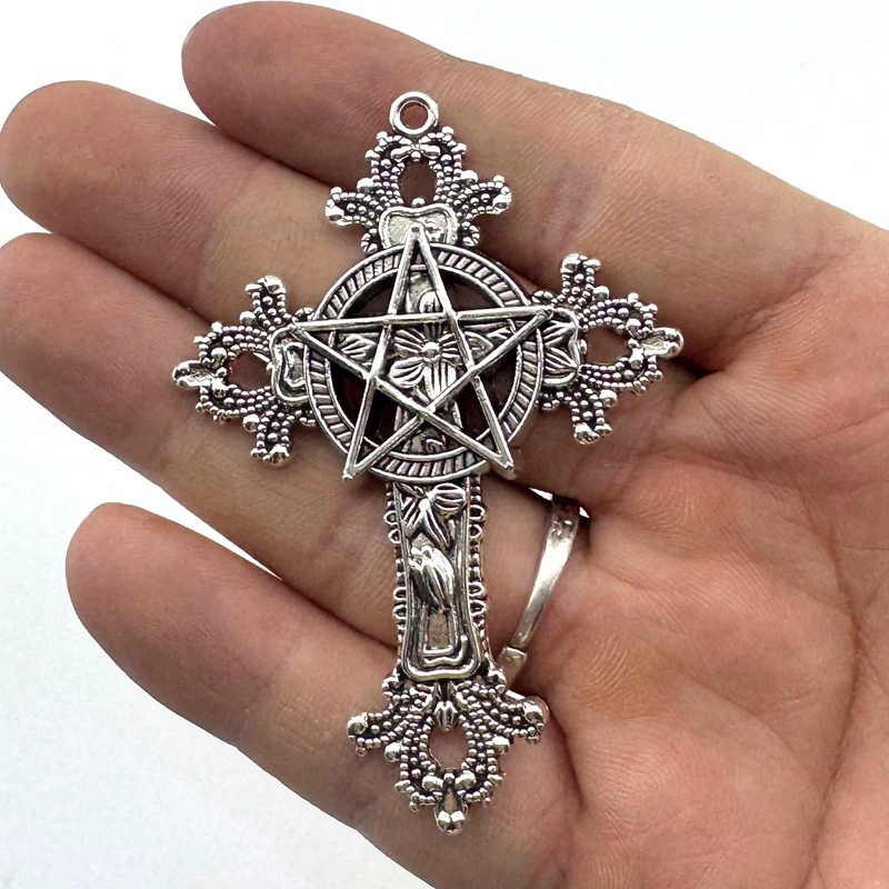 2pcs 30x15mm Gothic Big Cross  - Vintage Fashion Tumblr avaliação e preço
