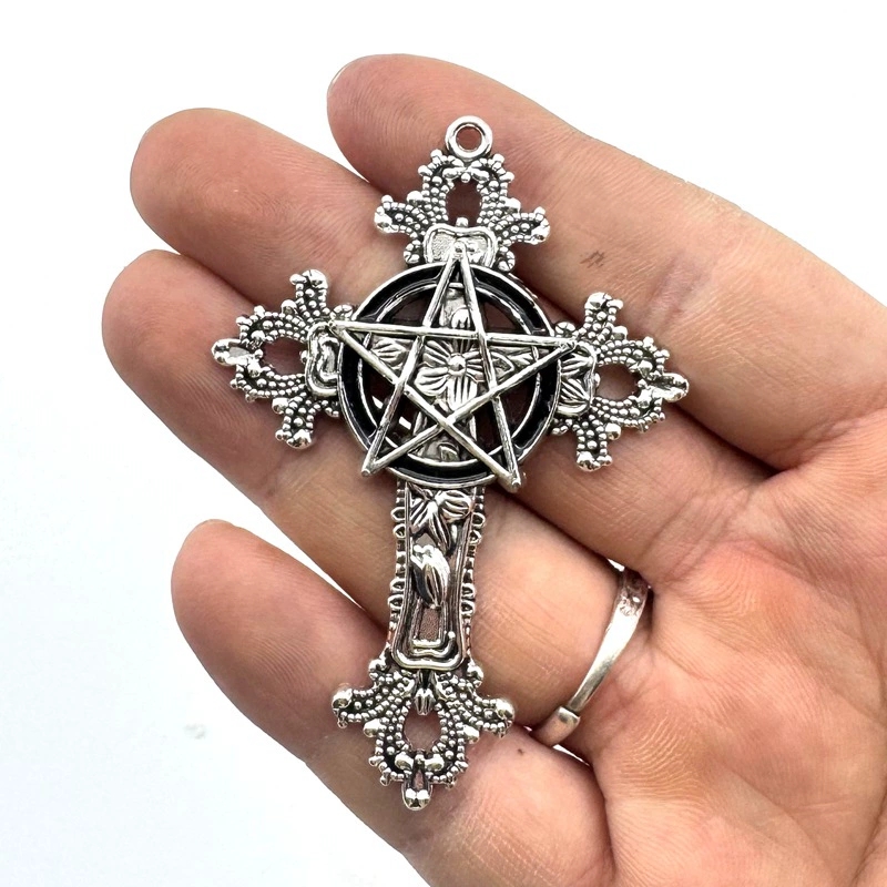 2pcs 30x15mm Gothic Big Cross  - Vintage Fashion Tumblr avaliação e preço