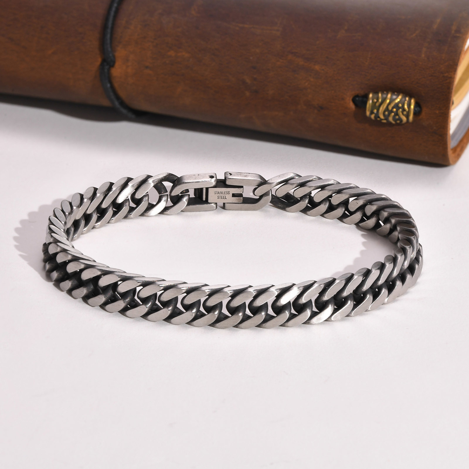 Vnox Chunky Retro Cuban Chain  - Vintage Fashion Retro Outfit avaliação e preço