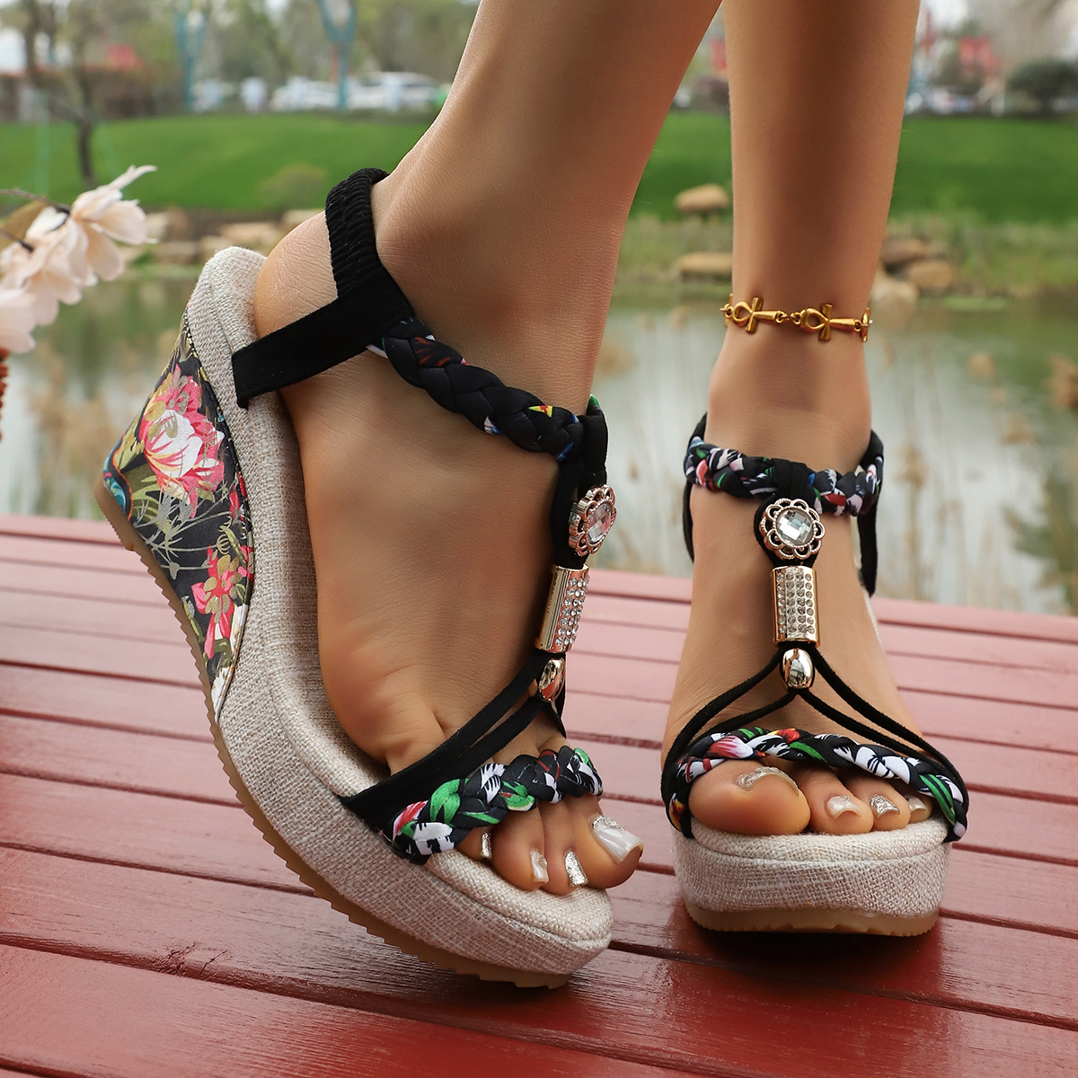 Vintage Rivet Decor Wedge Sand - Vintage Fashion Plus Size avaliação e preço