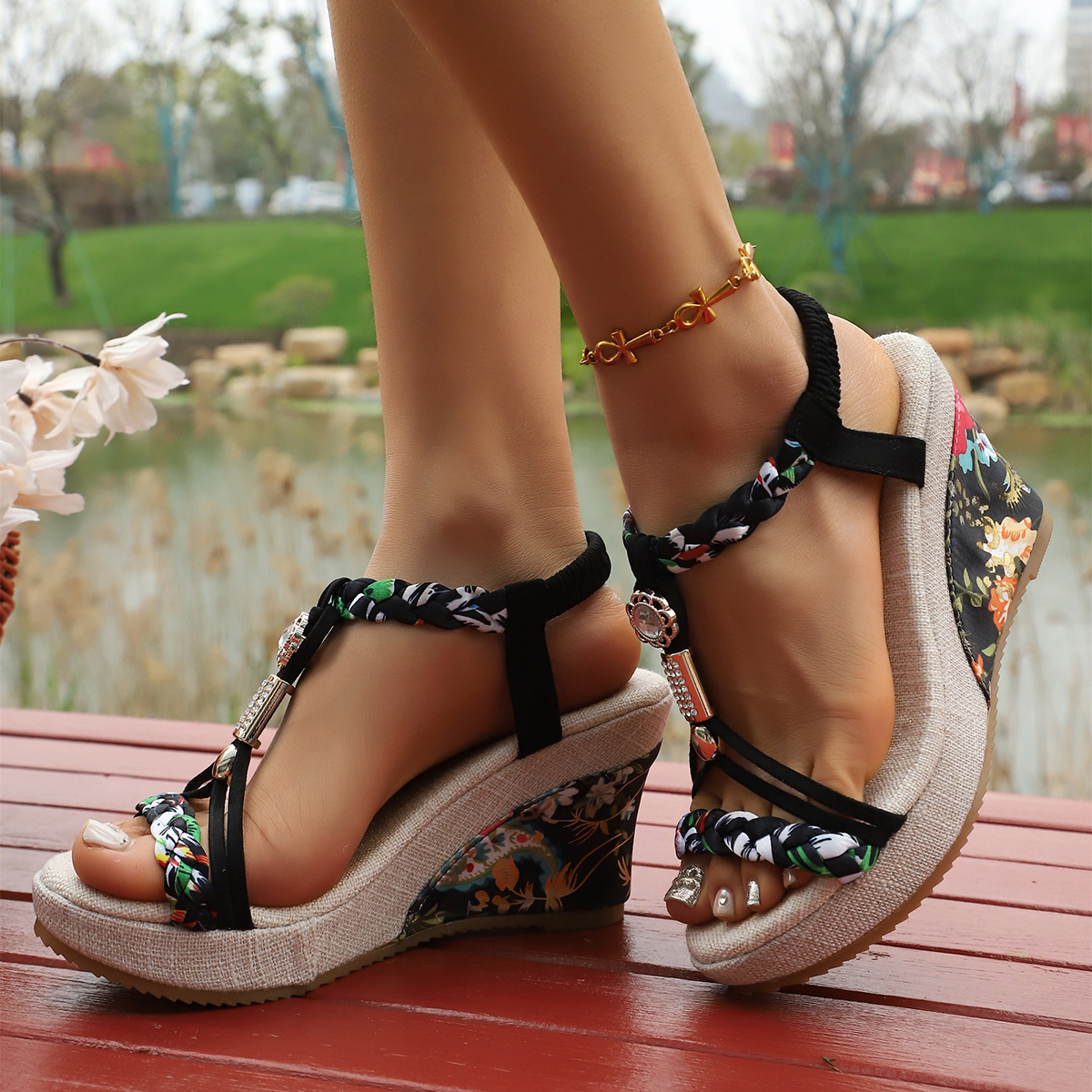 Vintage Rivet Decor Wedge Sand - Vintage Fashion Plus Size avaliação e preço