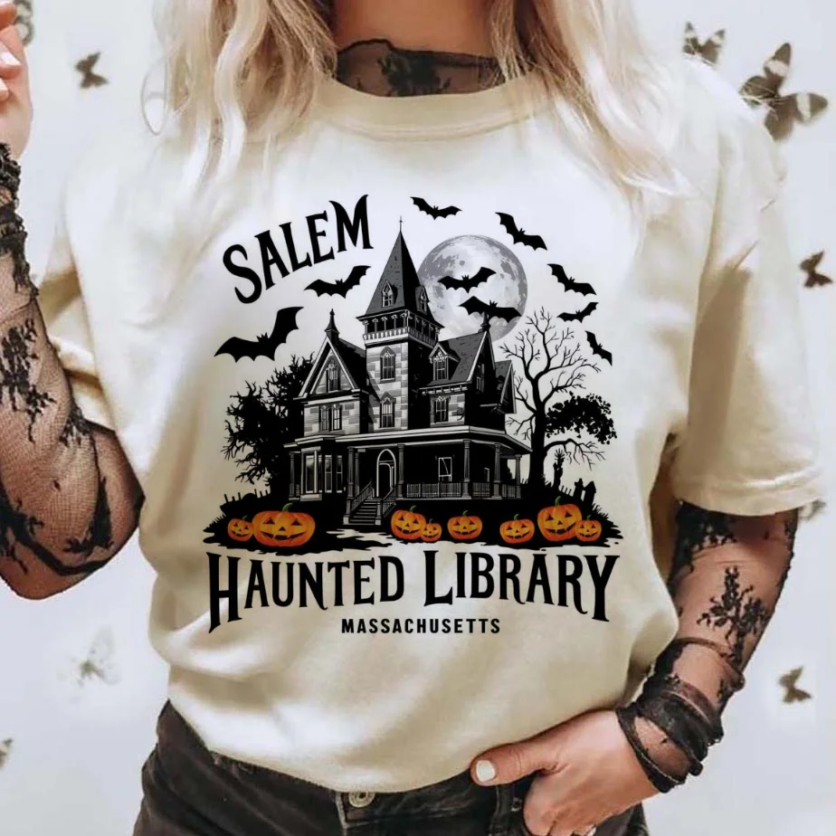 Vintage Salem Haunted Library  - Vintage Fashion Library avaliação e preço